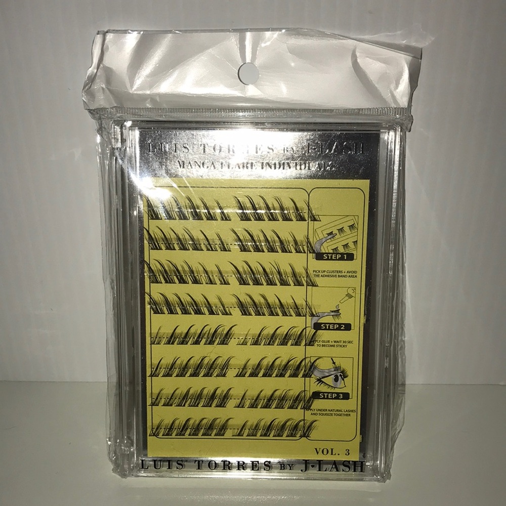 Luis Tortes by J Lash manga flare individual lashes NEW